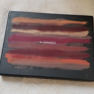 MAC Art Library Flame Boyant